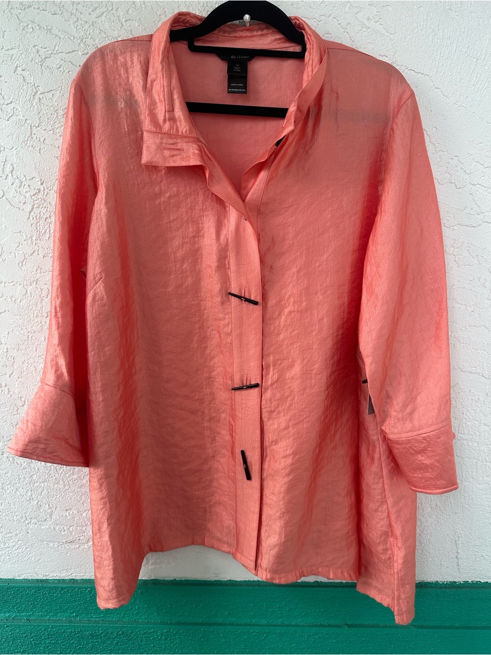 Ali Miles Coral Tunic Toggle Button Textured  Shimmery Crinkle 3/4 Sleeve Top 1X